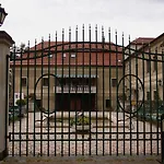 Zamek Poruba Hotel *